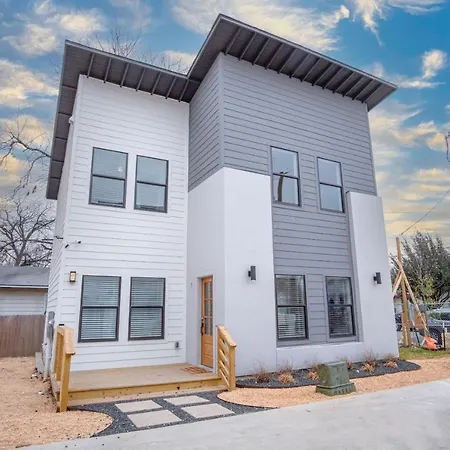 Brand New Stylish 3Br2Ba Near Exciting Downtown Apartment